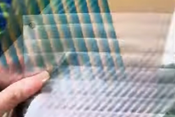 Màng kính trang trí